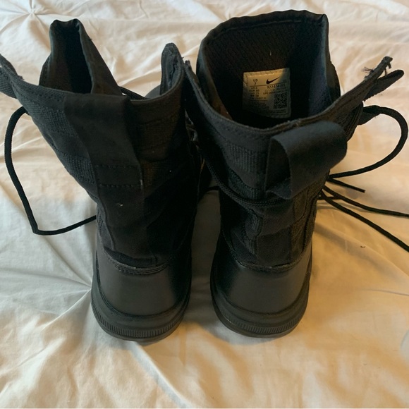 Nike SFB Gen 2 8” Tactical Boot Sneakers - Picture 13 of 16